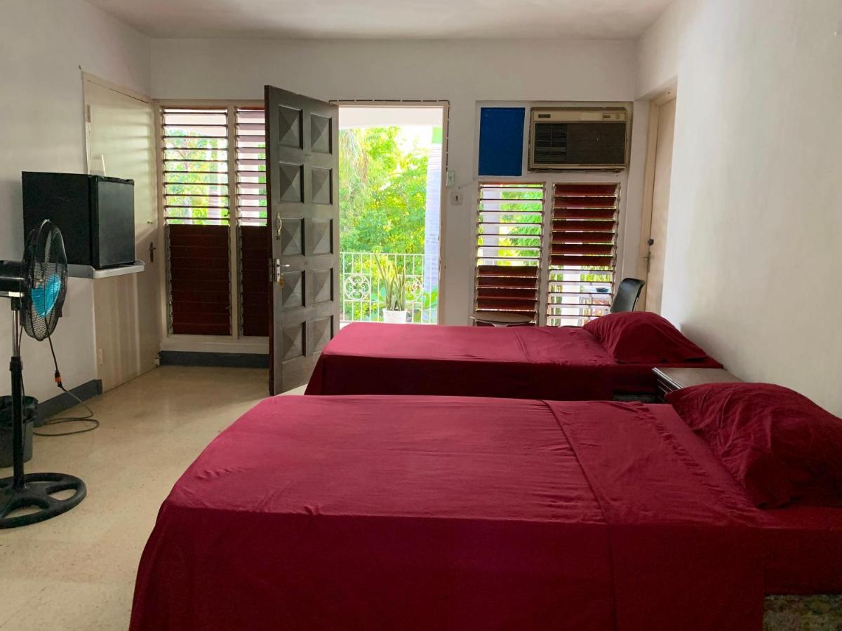 African Symbol Guest House Montego Bay Exterior foto