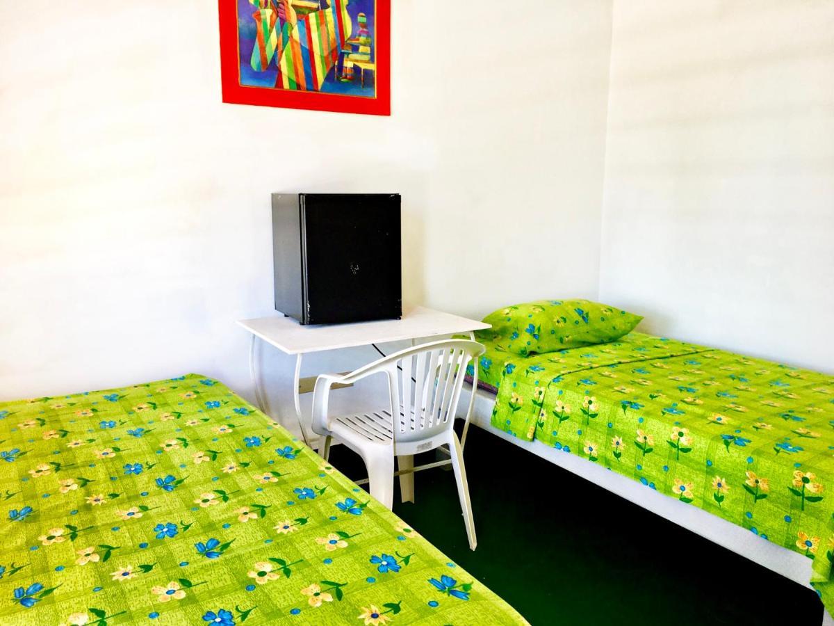 African Symbol Guest House Montego Bay Exterior foto