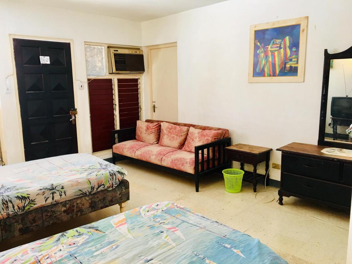 African Symbol Guest House Montego Bay Exterior foto